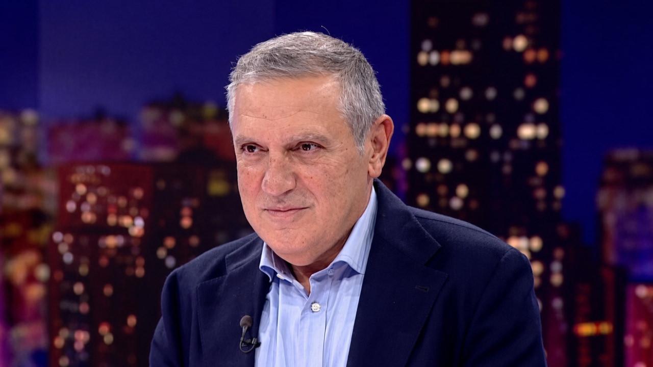 Faruk Turgut’un “Tadında bırakmak lazım” sözleri, Kızılcık Şerbeti’nin ekran macerasının ne zaman sona ereceği sorusunu gündeme taşıdı.