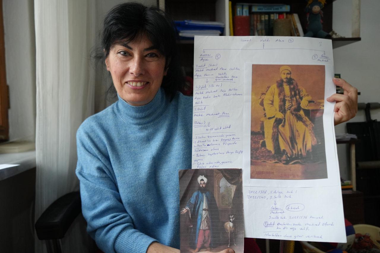 Osmanlı arşivlerinde yaptığı araştırmada 120 bin metrekarelik 20 arsa tespit ettiğini belirten Bozbağ, taşınmazlar için hukuki mücadele yürütüyor.