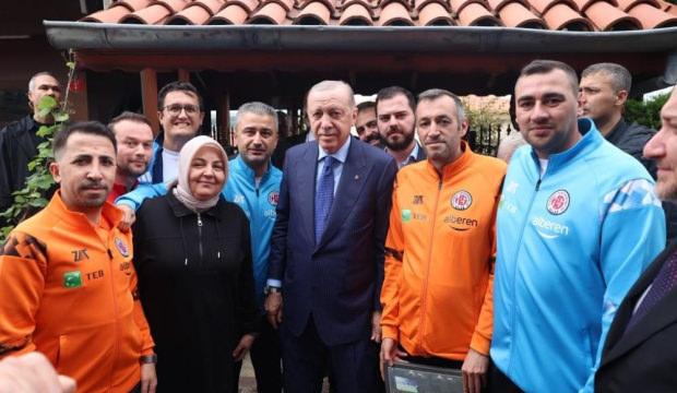Cumhurbaşkanı Erdoğan, İstanbul Kastamonuspor'u kabul etti
