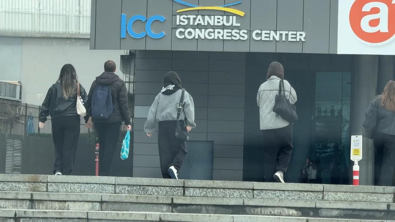 5 bin kişinin katıldığı konser alanına ilişkin inceleme başlatıldı.