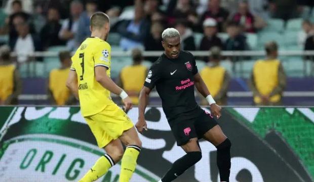 Dortmund, Azerbaycan'da 2 golle kazandı