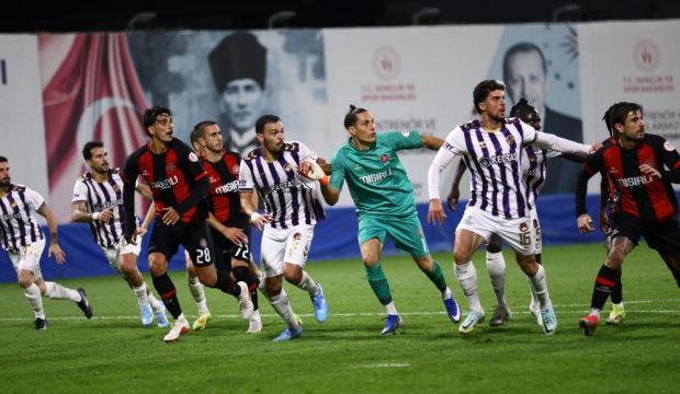 Fatih Karag&uuml;mr&uuml;k evinde mağlup!