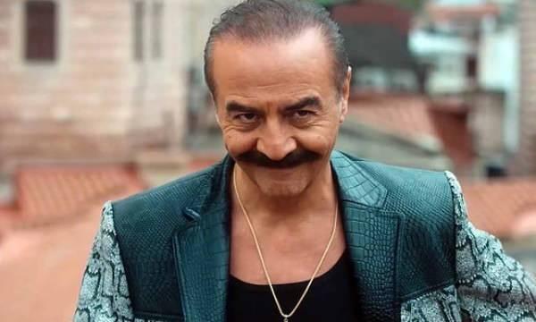 Kam davulu sahnesine tepkiler &ccedil;ığ gibi b&uuml;y&uuml;m&uuml;şt&uuml;! Yılmaz Erdoğan'ın X hesabı da askıya alındı