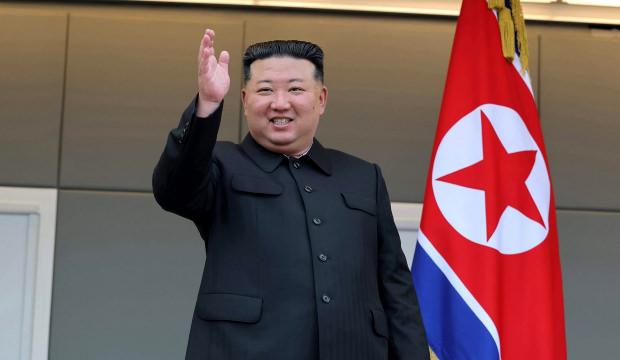 Kim Jong-Un &ouml;ld&uuml; iddiası! T&uuml;m d&uuml;nyayı sallayan haber! Halefi ortaya &ccedil;ıktı