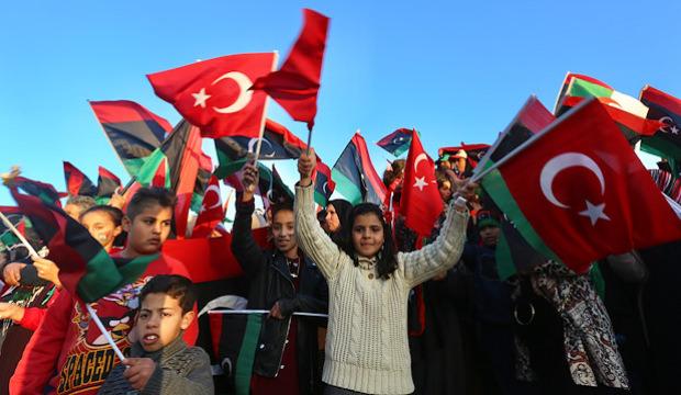 Mutabakat sonrası Libya sokaklarında T&uuml;rkiye sorusu: Yanıtlar dikkat &ccedil;ekti!