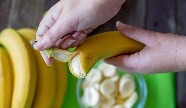 Muzu solladı: 3 kat daha potasyumlu! 1 avu&ccedil; yemek bile işinizi g&ouml;r&uuml;yor
