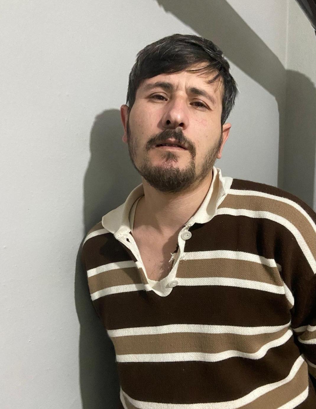 Emrah Gedik (33)