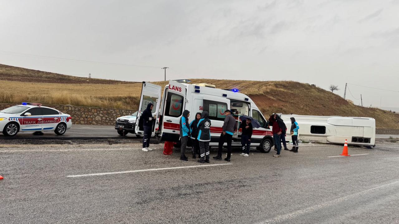 Olay yerine çok sayıda ekip sevk edildi.