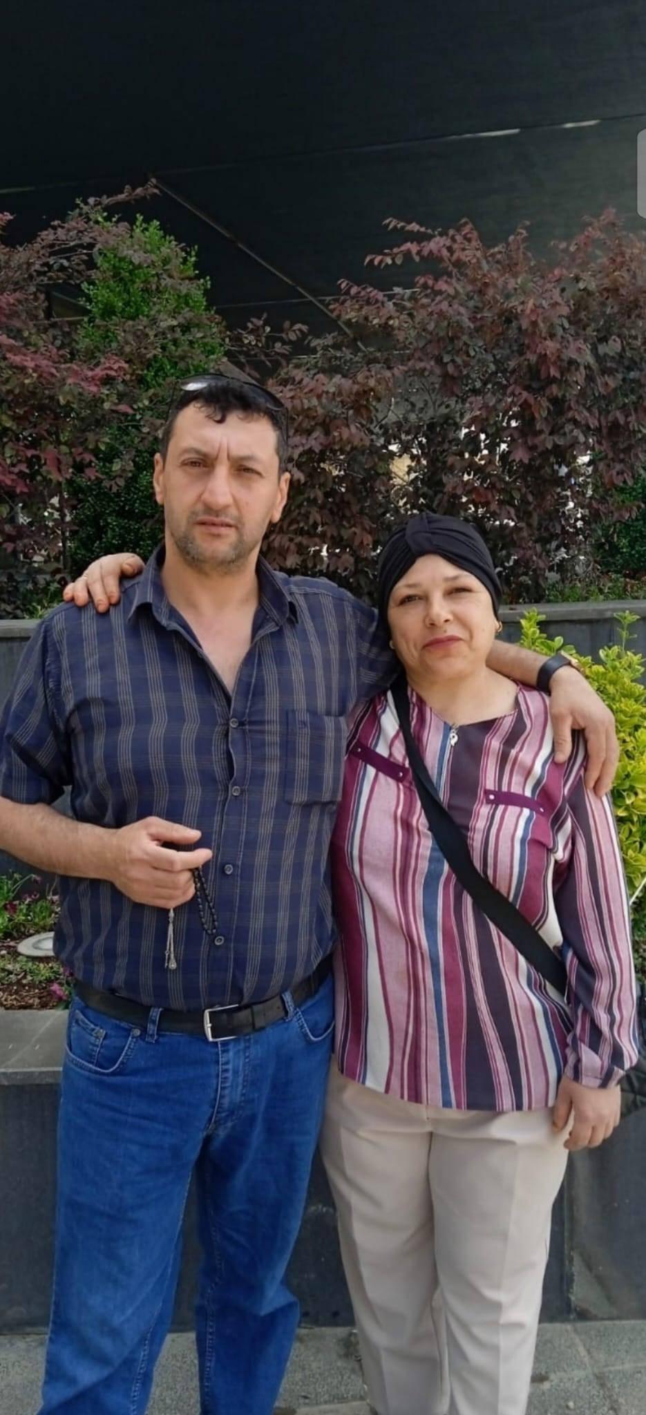 Sultan Sever ve eşi.