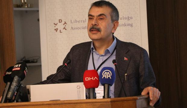 Bakan Tekin'den dikkat &ccedil;eken &ccedil;ıkış: Asıl g&ouml;revimizi ihmal ediyoruz