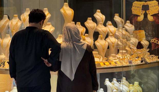 Altınları bozdurup araba alan yandı: Yargıtay'dan kocaya k&ouml;t&uuml; haber