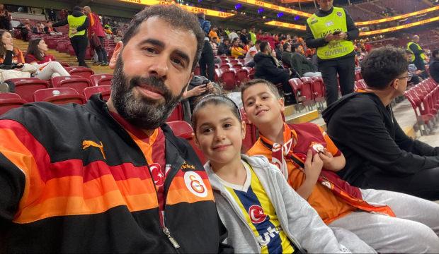 F.Bah&ccedil;e formasıya G.Saray trib&uuml;n&uuml;nde derbiyi izlemişti! O anları anlattı