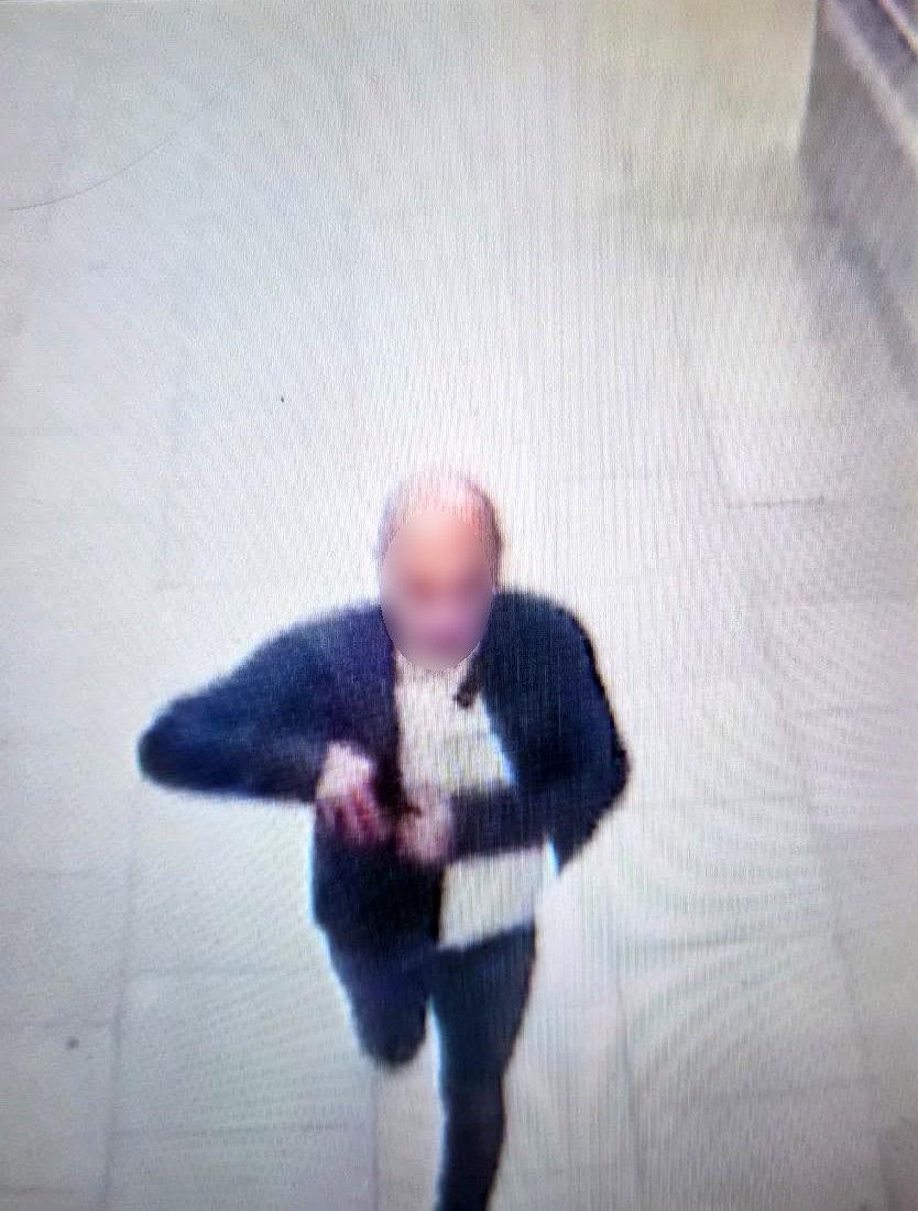 M.D. (47)