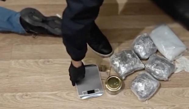 İstanbul&rsquo;da uyuşturucu operasyonları: 44 kilo 399 gram uyuşturucu madde ele ge&ccedil;irildi