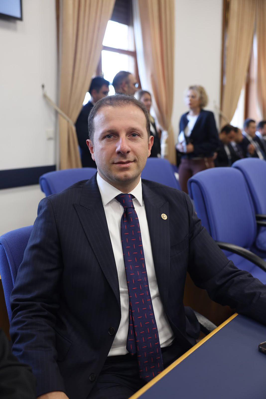 TBMM Plan ve Bütçe Komisyonu üyesi AK Parti Bursa Milletvekili Ahmet Kılıç