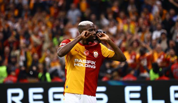 Victor Osimhen, Fenerbah&ccedil;e&rsquo;ye karşı gol sayısını 5 yaptı
