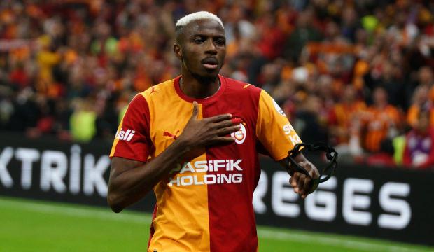 Victor Osimhen'den Fenerbah&ccedil;e'ye karşı inanılmaz başarı!
