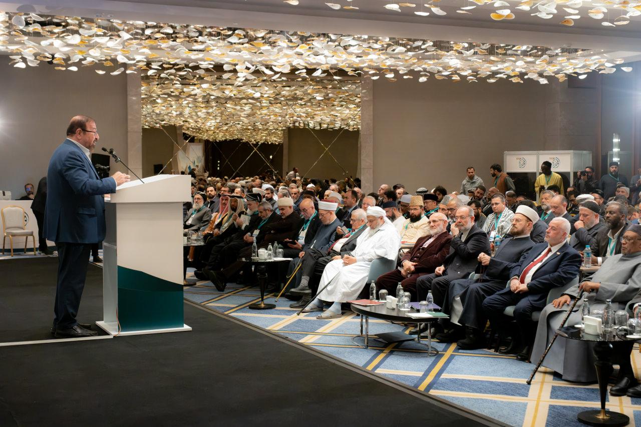 Konferansın sonuç bildirgesi Ayasofya Camii'nin önünde okundu