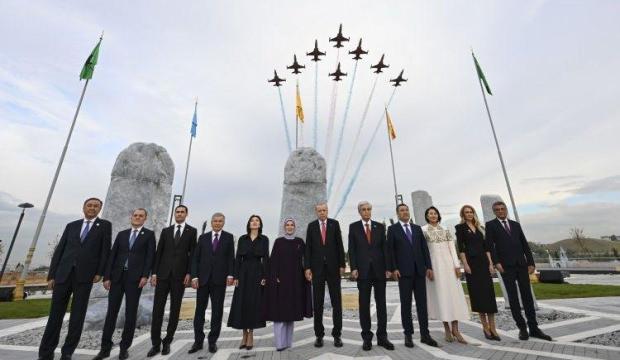 Yaşasın T&uuml;rk d&uuml;nyasının birliği!