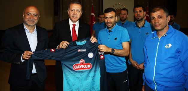 Rizespor'dan Ak Saray'a sürpriz ziyaret!