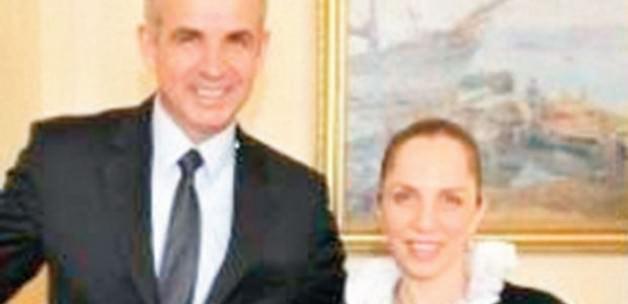 Albaya, Sertab Erener’li fotoğrafla kumpas!