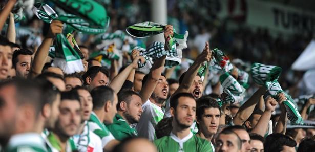 Süper Lig taraftarsız start alacak!