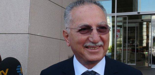 Ekmeleddin İhsanoğlu için 20 milyon lira lazım!