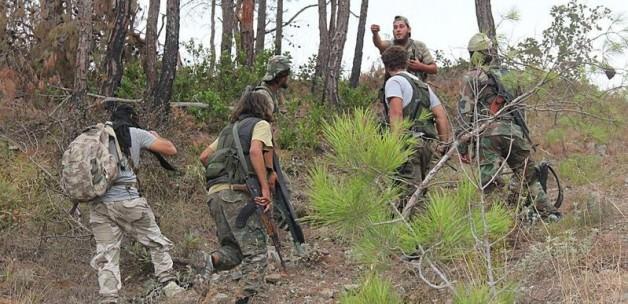 Esed Türkmenlere 'napalm' bombası attı