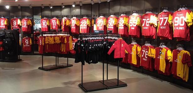Galatasaray gelirini ikiye katladı!
