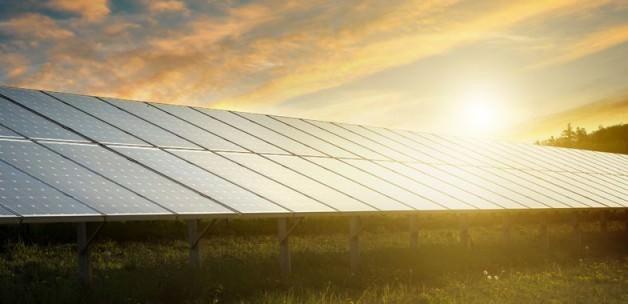 Isvecli Bilim Insanlari Gunes Enerjisini 18 Yil Depolayan Bir Sivi Kesfetti