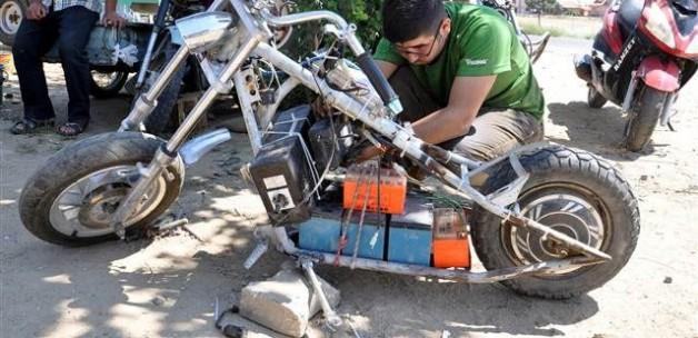 Kendini şarj eden motosiklet yaptı