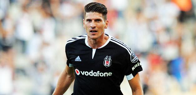 Mario Gomez İngiliz basınında gündem oldu!