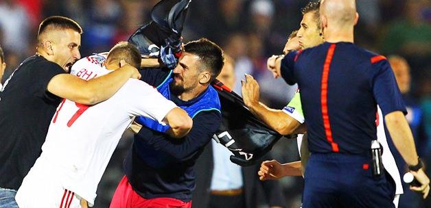 Olaylı maç için UEFA'dan flaş karar!