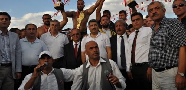 Orhan Okulu, 661. Başpehlivan oldu