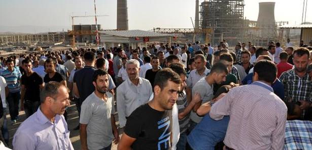 Silopi'de 400 termik santral işçisi iş bıraktı