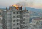 Demirci'de TOKİ konutlarında yangın