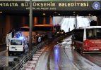 Antalya'da zincirleme trafik kazası: 1 &ouml;l&uuml; 7 yaralı