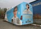 Ağrı'da AK Parti seçim otobüsüne taşlı saldırı
