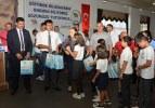 Başkan Gül, öğrencilere tablet bilgisayar dağıttı