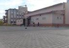 Tatvan'daki 16 okulun bahçesine parke döşendi