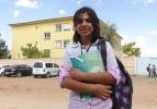 Suriyeli küçük Sara'nın gururlandıran başarısı