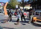 Hükümlüler Erzincan caddelerini temizledi
