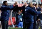 Karşınızda Eto'o hoca