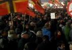 Almanya’da göçmen ve İslam karşıtı gösteri!