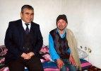 Yalnız yaşayan engelliye belediye başkanı sahip &ccedil;ıktı