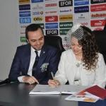 Bursaspor'un yeni stadında nikah töreni