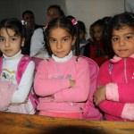 Serik'te Suriyeli öğrencilere gıda yardımı