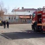 Ardahan'da kepçe doğalgaz borusunu patlattı