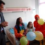 AK Parti'den hasta çocuklara moral ziyareti
