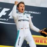 Rosberg art arda 7. kez!